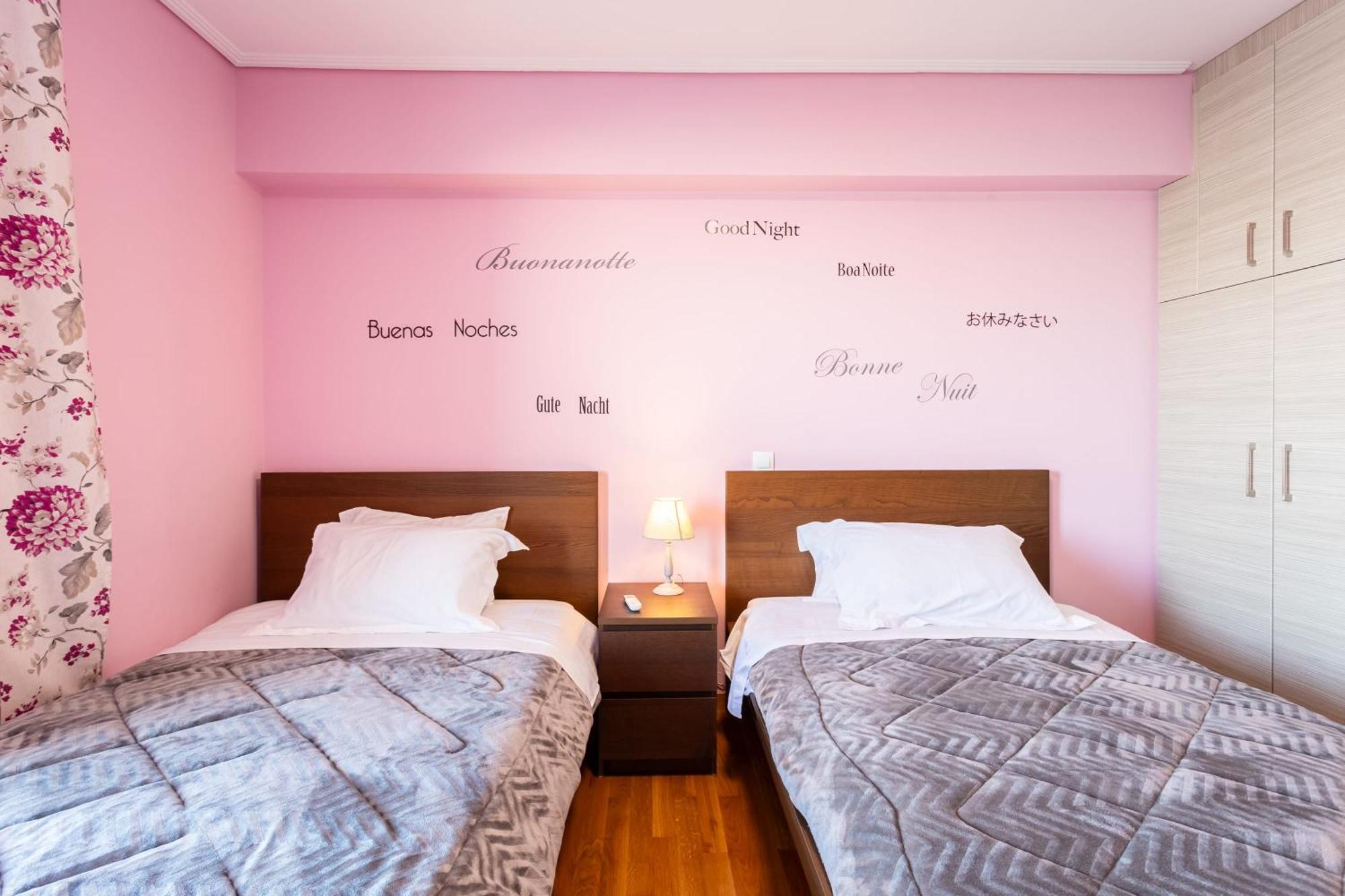 Beachfront Artemida Retreat - Peony Seabreeze Gem ภายนอก รูปภาพ